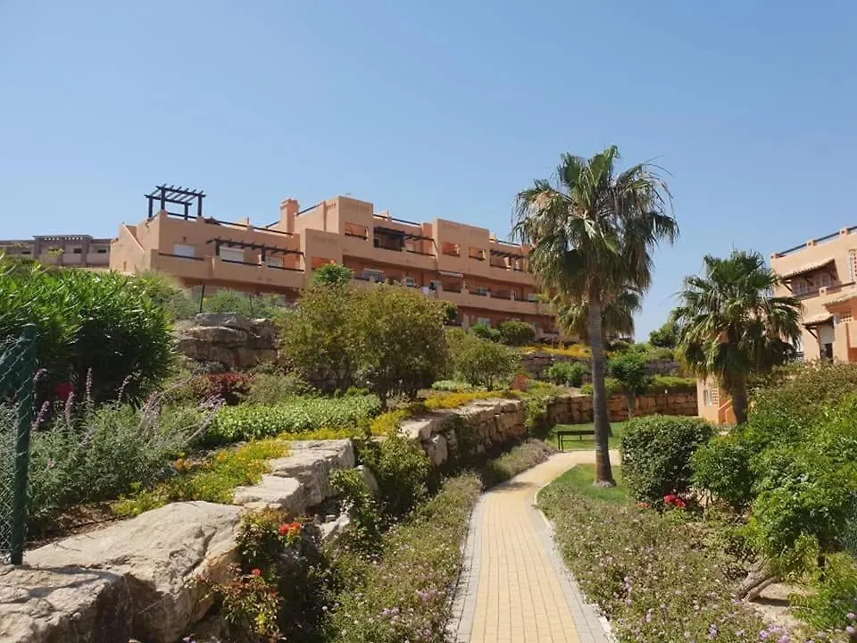 Modern And Cozy Apartment In Casares Del Sol-Up To 6 Guests